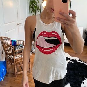 Wild fox muscle tee